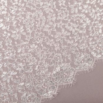 Spitze unelastisch helles altrosa mit silber Schimmer