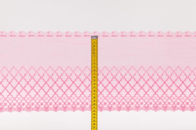 elastische Stickerei rosa