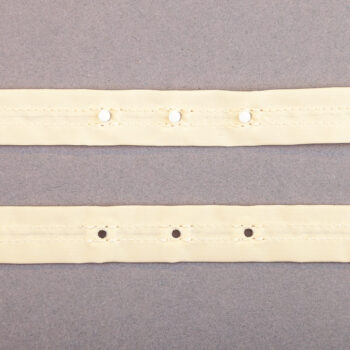 Body Verschlussband mit Druckknöpfen in beige