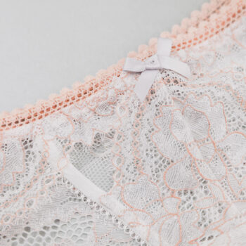 Schnittmuster Panty Calla aus elastischer Spitze